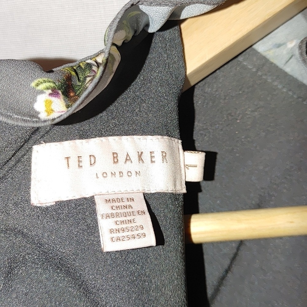 Ted‎ Baker Oracle Mock Neck Midi Ruffle Gray Pleated Sleeveless Cream Floral 1 4 - Picture 14 of 15